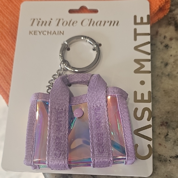 Case-Mate Iridescent Purple Tote Keychain - Picture 1 of 6